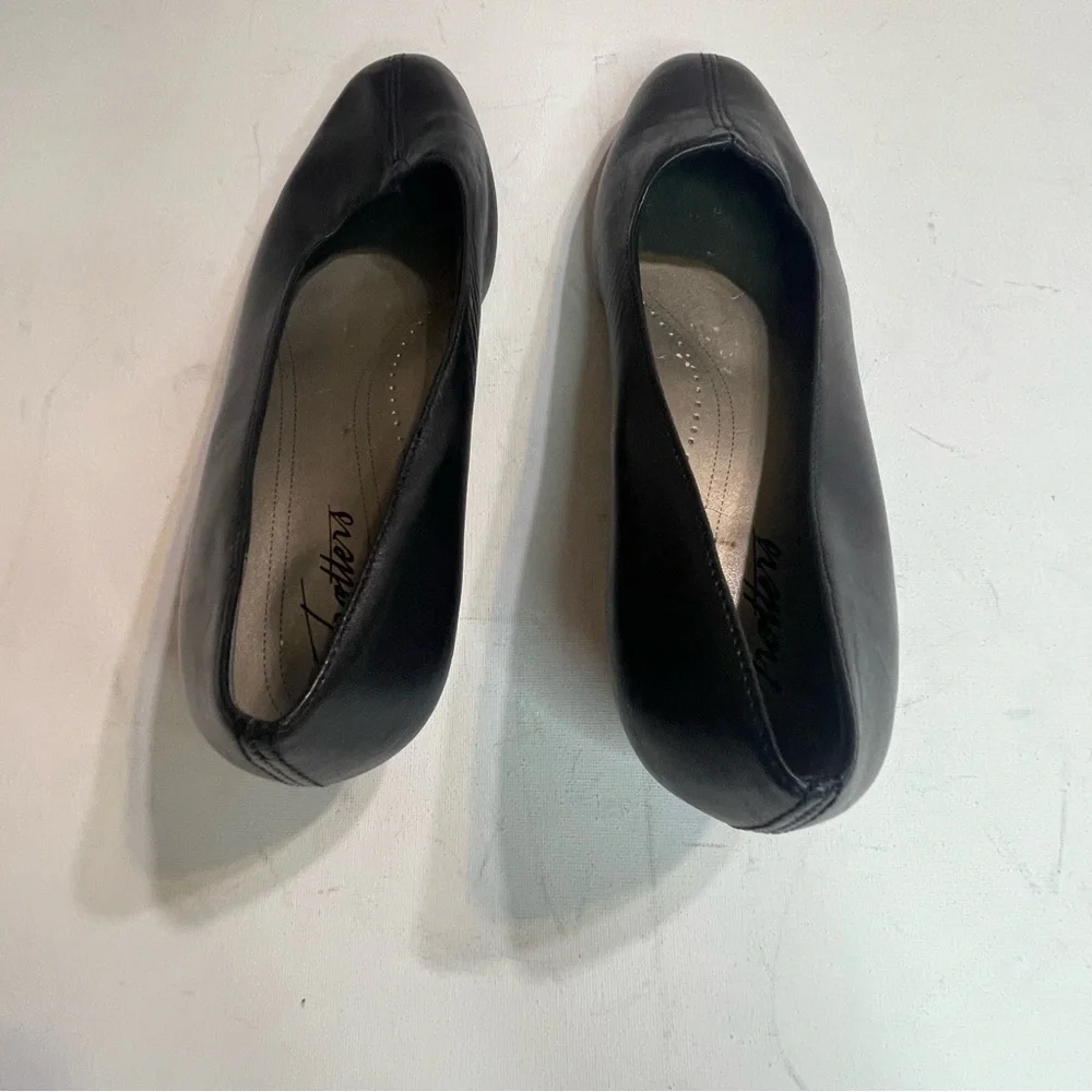 Trotters Doris‎ Block Kitten Heel Pumps   Shoes